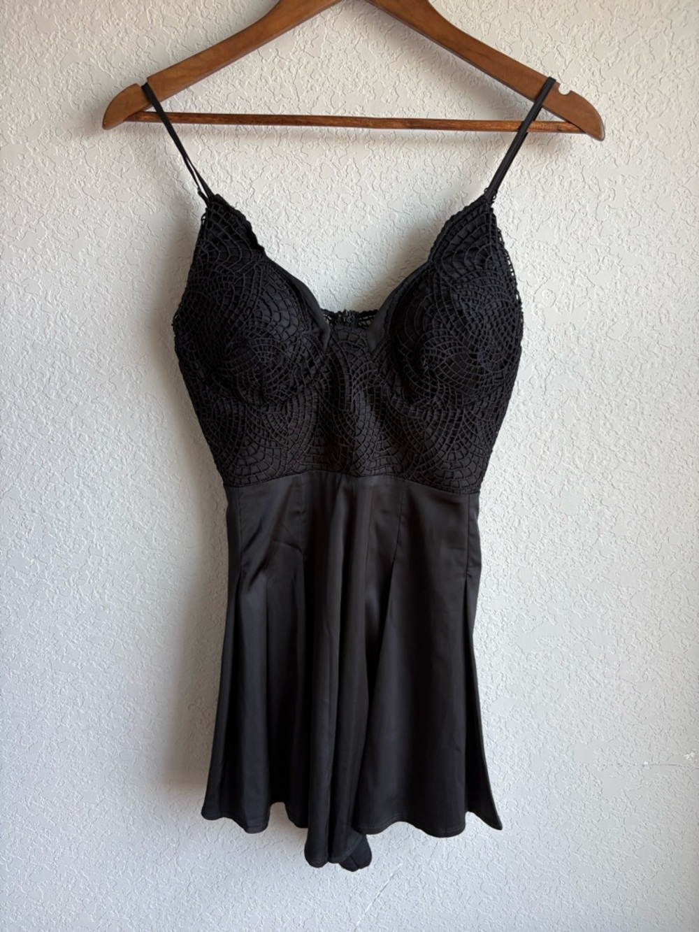 Seek The Label Black Lace Bustier Romper Skort Dress Style Strappy Cocktail M